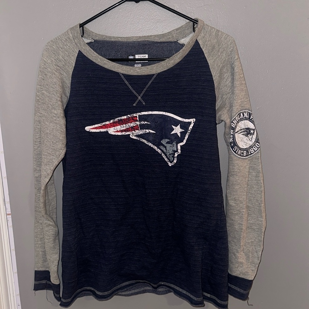 Patriots women’s long sleeve in size small from dicks sporting goods.